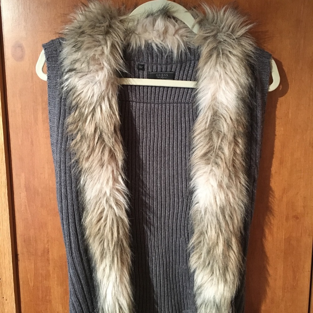 Faux-Fur trimmed vest